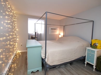 520 Turnpike C125, Pequannock Twp., NJ 07444 - photo 7