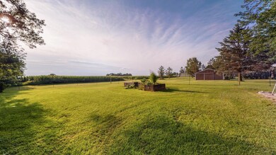 213 40th St NW, Austin, MN 55912 - photo 2