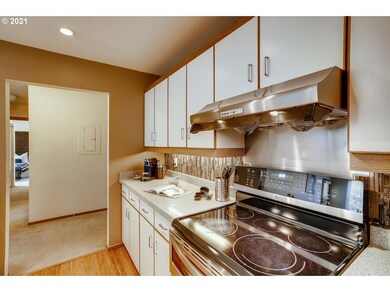 RiverPlace Condominiums unit A411, Portland, OR 97201 - photo 7