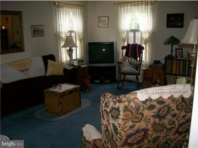 799 Westfield Dr, Cinnaminson, NJ 08077 - photo 3