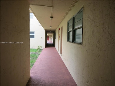 10901 N Kendall Dr unit 109, Miami, FL 33176 - photo 6
