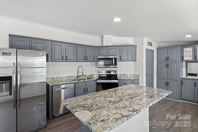 5 Concord Knoll Ln, Asheville, NC 28803 - photo 2