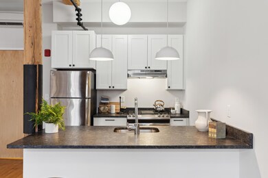 Gorgeous Unit 15-412
