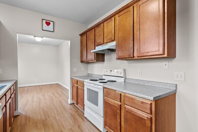 15 Webster St, Nashua, NH 03064 - photo 5