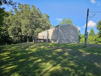 2077 Bethel Church Rd, Holcomb, MS 38940 - photo 4