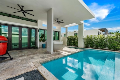 Calle Iguazu #82, Bayamon, PR 00959 - photo 3