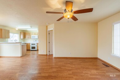 1220 W Teton Ave, Nampa, ID 83686 - photo 6