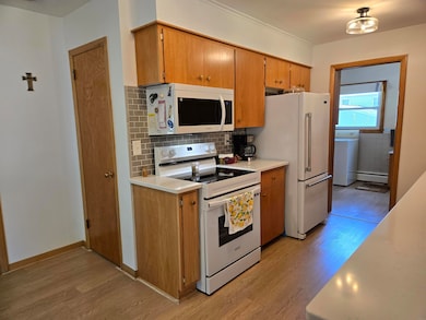 316 6th St E, Cresco, IA 52136 - photo 7