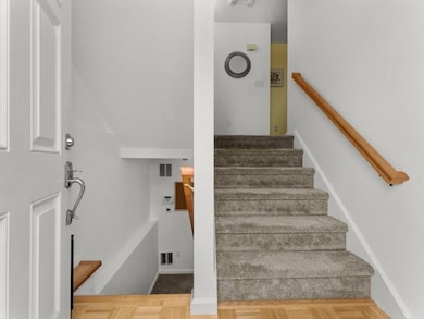 41 Ledgecrest Dr, Worcester, MA 01603 - photo 3