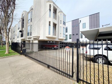 2002 N Fitzhugh Ave unit 6, Dallas, TX 75204 - photo 2