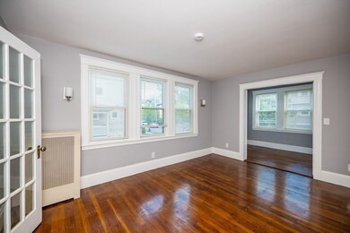 81 Warwick Rd unit 1, Newton, MA 02465 - photo 5