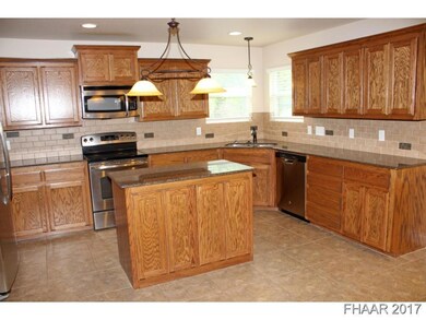 1119 Wren Cir, Copperas Cove, TX 76522 - photo 4