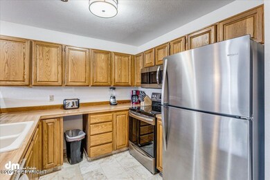 07-Kitchen_ELI08042