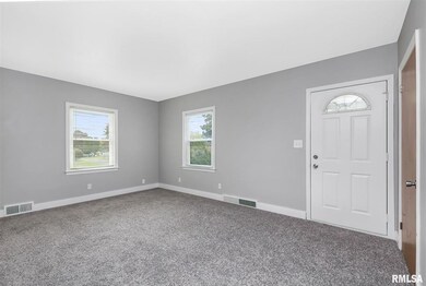 2052 Hickory Grove Rd, Davenport, IA 52804 - photo 3