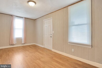 258 Mount Moriah St, Chambersburg, PA 17201 - photo 7