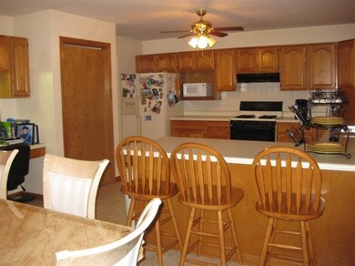 1427 Cozy Ln, Dyer, IN 46311 - photo 7