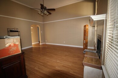 14007 Glenosa Dr, Horizon City, TX 79928 - photo 6