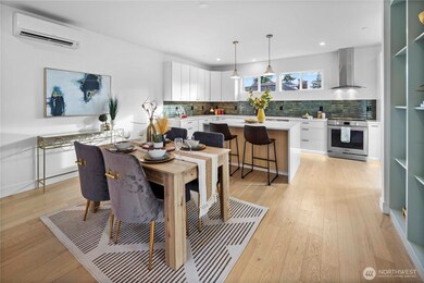 6014 35th Ave NE, Seattle, WA 98115 - photo 4