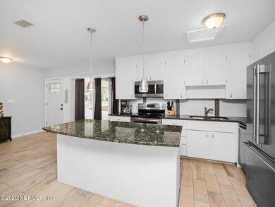 724 Grove Park Blvd, Jacksonville, FL 32216 - photo 2