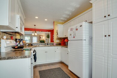Photo 5