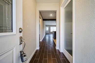 16614 Townes Rd, Friendswood, TX 77546 - photo 2