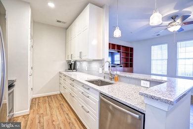 22607 Blue Elder Terrace unit 104, Ashburn, VA 20148 - photo 4