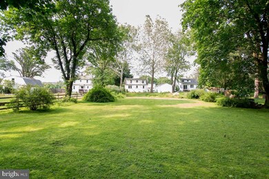 204 E Walnut St, Perkasie, PA 18944 - photo 6