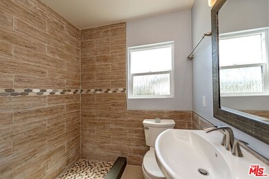 110 E Hardy St, Inglewood, CA 90301 - photo 5