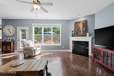 19-web-or-mls-220 Chablis Way - 19