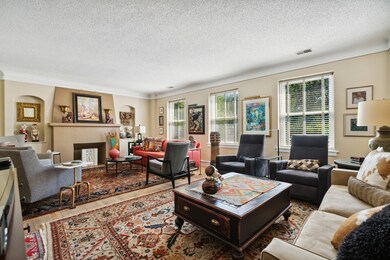 6144 N Richmond St, Chicago, IL 60659 - photo 5