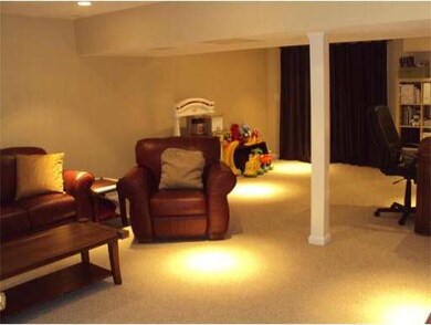 38 Robin Ln, Rockland, MA 02370 - photo 7