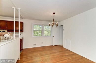 13112 Oriole Dr, Beltsville, MD 20705 - photo 7