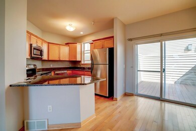 78 S Gardens Way unit 409, Fitchburg, WI 53711 - photo 5