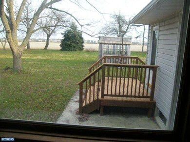 929 Clydesdale Dr, Bear, DE 19701 - photo 3