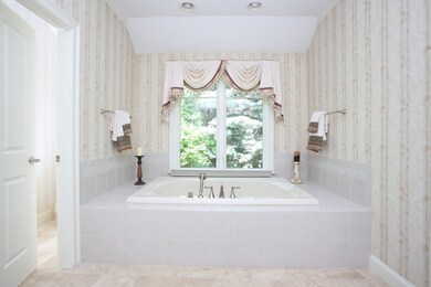 54 Clubhouse Dr, Hingham, MA 02043 - photo 7