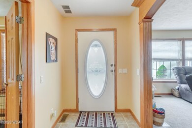 5471 Campbell Rd, Columbus Grove, OH 45830 - photo 3