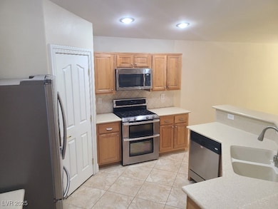 3409 Amish Ave, North Las Vegas, NV 89031 - photo 7