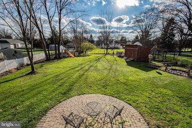 424 Chesterfield Dr, Downingtown, PA 19335 - photo 3