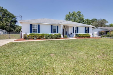 225 Woodfern Dr, Winter Haven, FL 33881 - photo 3