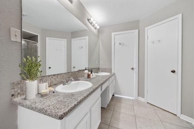 8514 Deer Meadow Dr, Houston, TX 77071 - photo 6