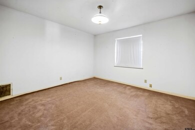 212 Ridgecrest Dr, Tyler, TX 75701 - photo 7