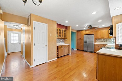 6701 King Lear Dr, Sykesville, MD 21784 - photo 5