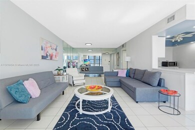 1000 Parkview Dr unit 518, Hallandale Beach, FL 33009 - photo 4