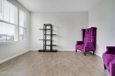 9914 Cedar Park Ct, Louisville, KY 40291 - photo 7