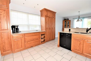 6709 Crossington Dr, Maryville, IL 62062 - photo 5