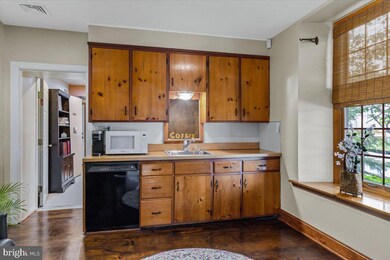 7842 Boyertown Pike, Boyertown, PA 19512 - photo 7