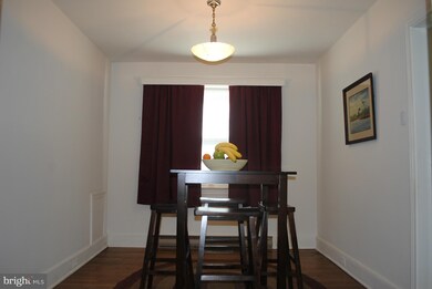606 Water St unit 2, Cambridge, MD 21613 - photo 3