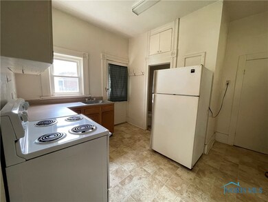 Efficiency Unit: Kitchen