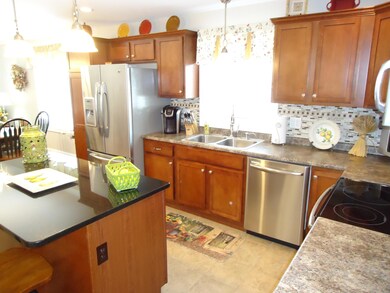 Bright and sunny kitchen