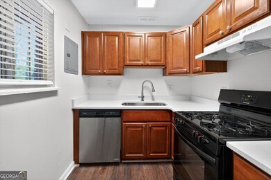 2516 Peachwood Cir NE unit 2, Atlanta, GA 30345 - photo 3